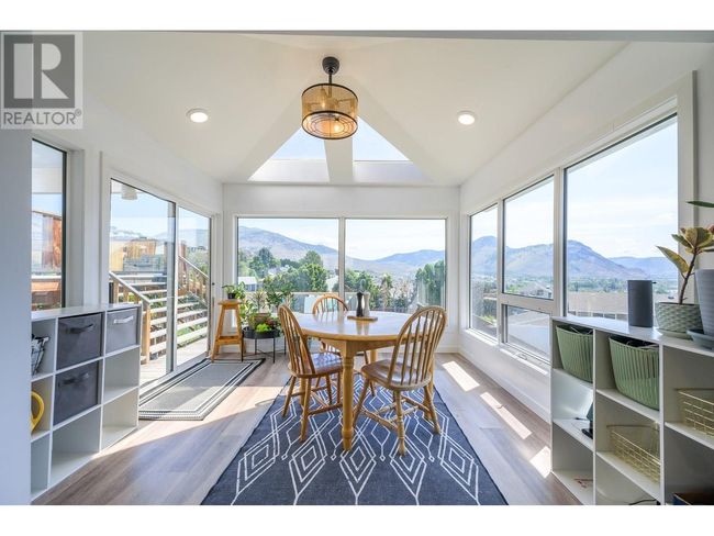1737 Pennask Terr, House other with 4 bedrooms, 3 bathrooms and 1 parking in Kamloops BC | Image 8