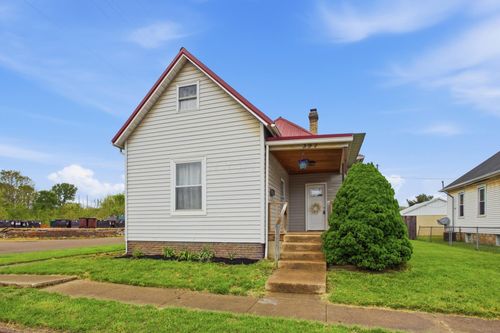 397 Friesner Ave, Logan, OH, 43138-1621 | Card Image