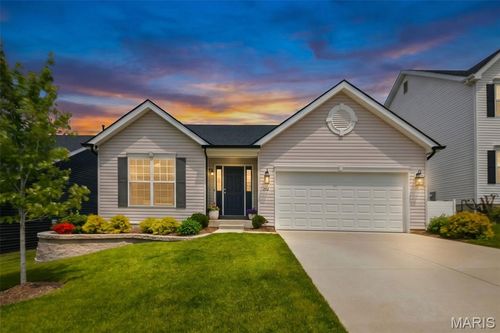326 Dropseed Dr, Wentzville, MO, 63385-2758 | Card Image