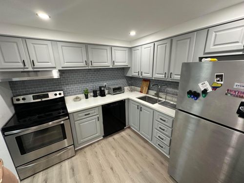 apt-3h-500 Executive Center Dr, West Palm Beach, FL, 33401-4922 | Card Image