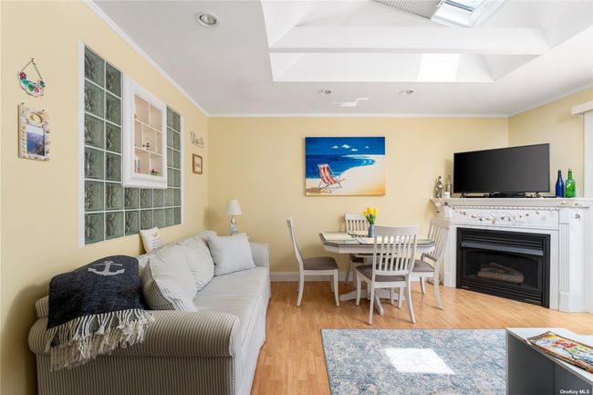 16 - 61 W Tiana Rd, Home with 2 bedrooms, 1 bathrooms and 1 parking in Hampton Bays NY | Image 10