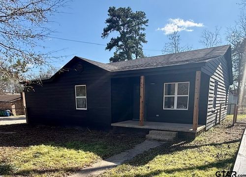 314 E Madison St, Overton, TX, 75684-2015 | Card Image