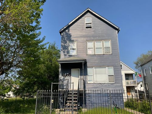 8205 S Houston Ave, CHICAGO, IL, 60617-2171 | Card Image