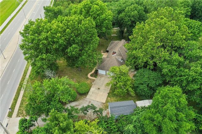 1150 Ne Colbern Rd, House other with 4 bedrooms, 5 bathrooms and null parking in Lee's Summit MO | Image 45