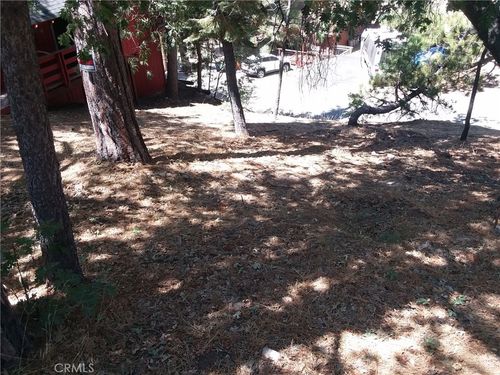 32960 Lone Pine Dr, Arrowbear Lk, CA, 92382-7479 | Card Image
