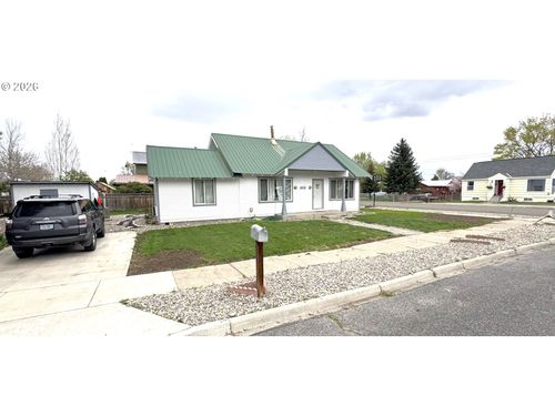 1220 Valley Ave, BakerCity, OR, 97814 | Card Image