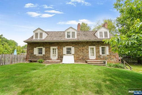 58 Maple Ave, Pine Brook, NJ, 07058-9772 | Card Image