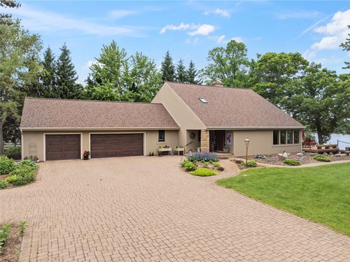 2195 18 3/8 Ave, Rice Lake, WI, 54868-8647 | Card Image