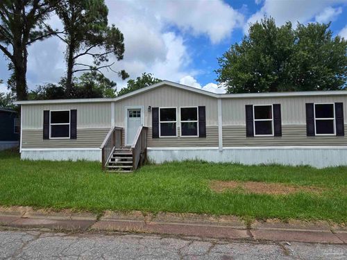 8594 Alvarado Calzada, Pensacola, FL, 32507-2604 | Card Image