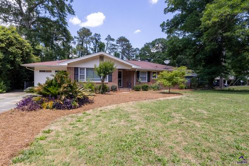 408 Skyway Dr, Warner Robins, GA, 31088-3836 | Card Image