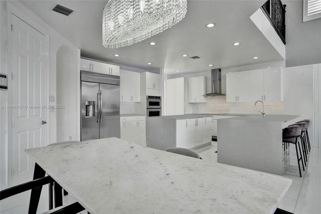 10457 Laurel Rd, House other with 6 bedrooms, 6 bathrooms and null parking in Davie FL | Image 11