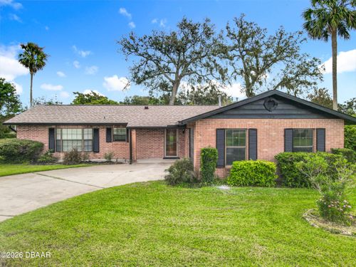 105 Powderhorn Ct, Daytona Beach, FL, 32119-1464 | Card Image