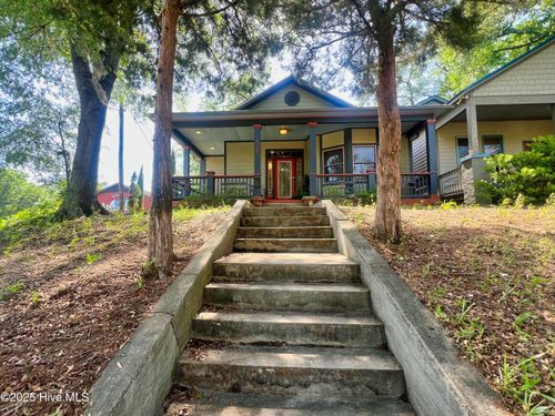 1120 S 3rd St, Wilmington, NC, 28401-5614 | Card Image