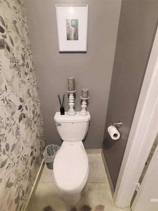 UNIT-9 - 10407 Nw 82 Nd St, Condo with 3 bedrooms, 3 bathrooms and null parking in Doral FL | Image 9