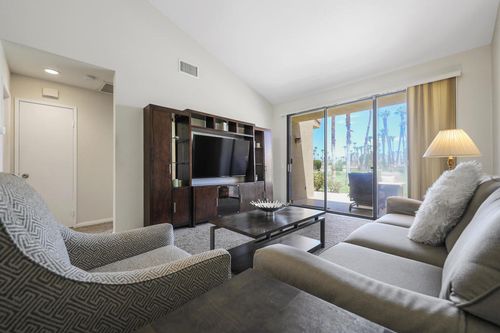 76790 Chrysanthemum Way, Palm Desert, CA, 92211-7461 | Card Image
