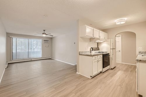 1074-7310 York Ave S, Edina, MN, 55435-4740 | Card Image