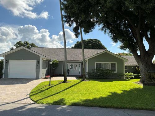 18 Holly Dr, Boynton Beach, FL, 33436-5566 | Card Image