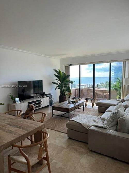 1031-201 Crandon Blvd, Key Biscayne, FL, 33149-1575 | Card Image