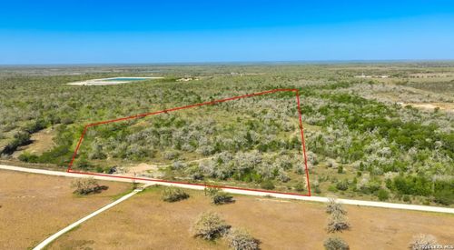000 County Road 301, Gonzales, TX, 78629 | Card Image