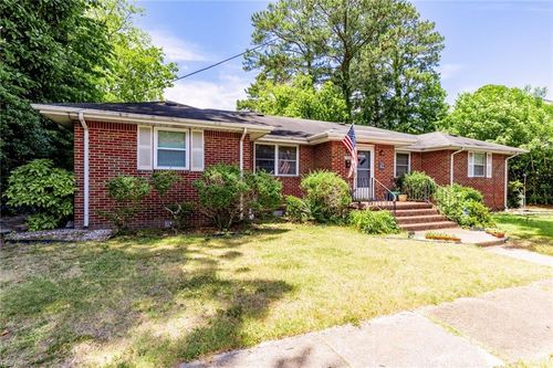 7705 Lambert Pl, Norfolk, VA, 23505-1811 | Card Image