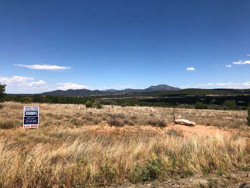 9 Mustang Mesa Trl, Tijeras, NM, 87059-8252 | Card Image