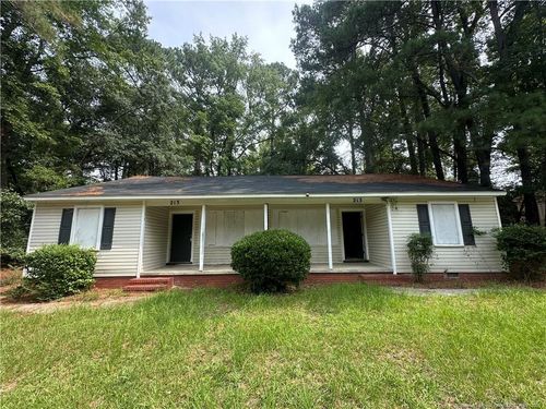 213 Colonial Dr, Fayetteville, NC, 28301-4427 | Card Image