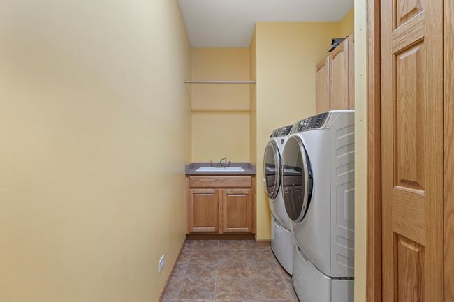 10605 Red Hawk Ln, House other with 5 bedrooms, 4 bathrooms and 3 parking in Spring Grove IL | Image 33