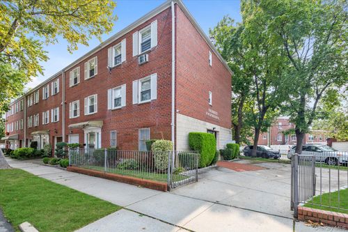 28-15 Bayside Ln, Flushing, NY, 11358-1057 | Card Image