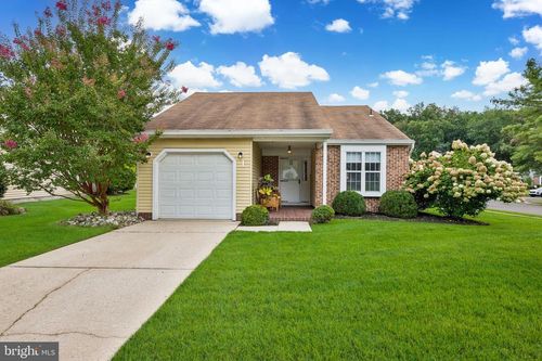 1 Carson Ct, MOUNT LAUREL, NJ, 08054-3081 | Card Image
