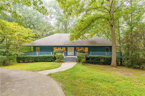 172 Leaf Lake Dr, Suwanee, GA, 30024-3747 | Card Image