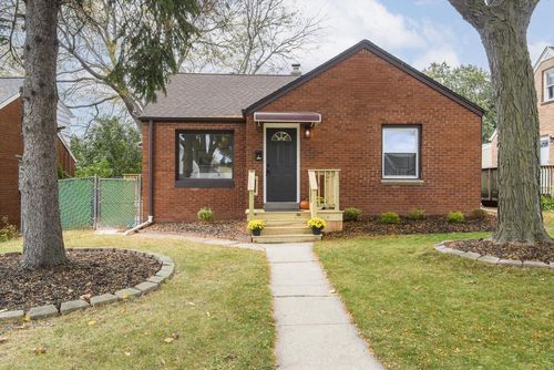 4125 S 5th St, Milwaukee, WI, 53207-4331 | Card Image