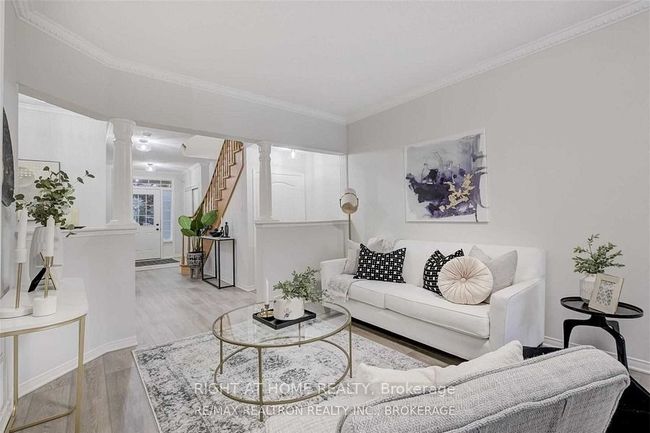 28 Delfire St, House attached with 4 bedrooms, 5 bathrooms and 2 parking in Vaughan ON | Image 11