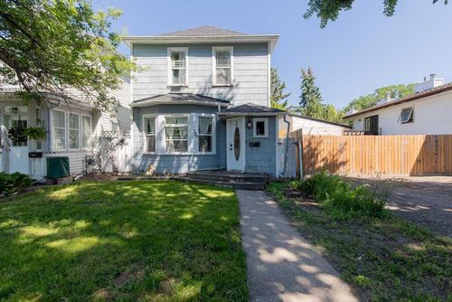 725 6 St S, Lethbridge, AB, T1J2E5 | Card Image