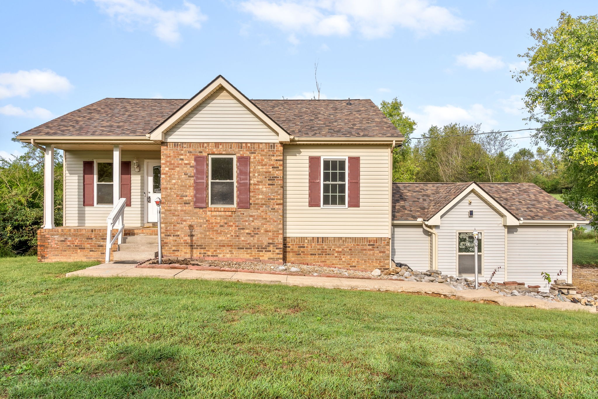Woodrow Rd, Woodlawn, TN 37191