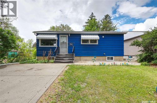 426 Robinson St, Regina, SK, S4R3R4 | Card Image