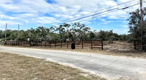 608 Alexander Dr, Rockport, TX, 78382-7108 | Card Image