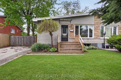 340 Palace Rd, Kingston, ON, K7L4T3 | Card Image