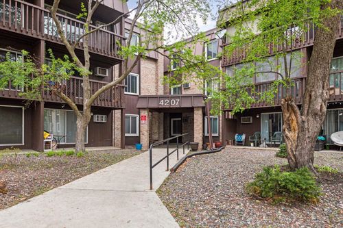 apt-134-4207 Lakeside Ave N, Brooklyn Center, MN, 55429-3824 | Card Image
