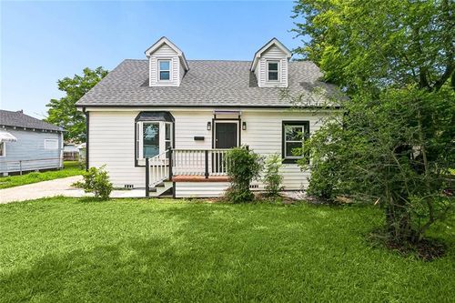1045 Avenue B, Westwego, LA, 70094 | Card Image