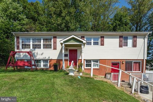 1506 Aiden Dr, WOODBRIDGE, VA, 22191-3002 | Card Image