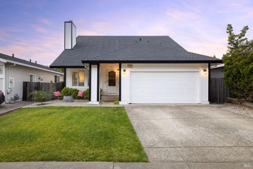 1372 Graymill Ct, Rohnert Park, CA, 94928-1596 | Card Image