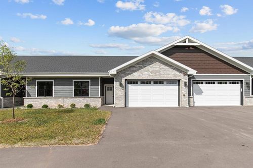 3014 Community Way, MENASHA, WI, 54952 | Card Image