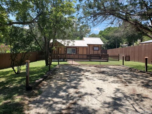 138 Grey Moss Ct, Ingram, TX, 78025-3442 | Card Image