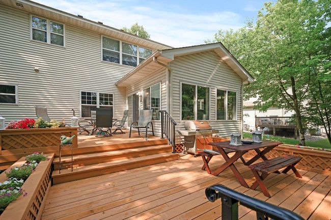 Beautiful 2-Tiered Deck | Image 27