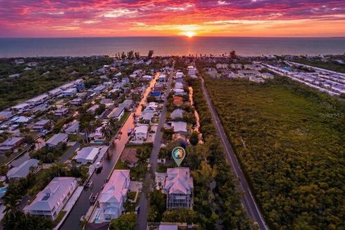 793 Jungle Queen Way, LONGBOAT KEY, FL, 34228-1830 | Card Image