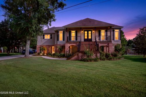 313 Pierre Cv, Gautier, MS, 39553-6209 | Card Image