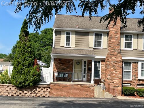 20864 E Glen Haven Cir, Northville, MI, 48167-2405 | Card Image