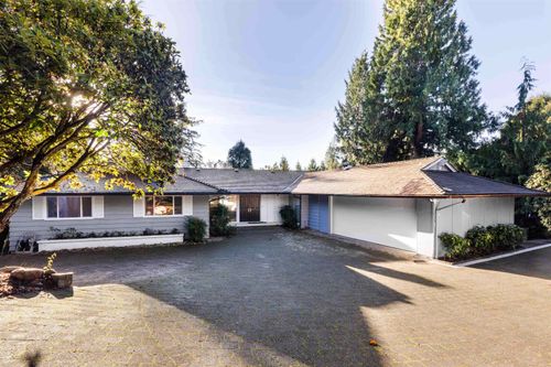 basement-3062 Spencer Dr, West Vancouver, BC, V7V3C7 | Card Image