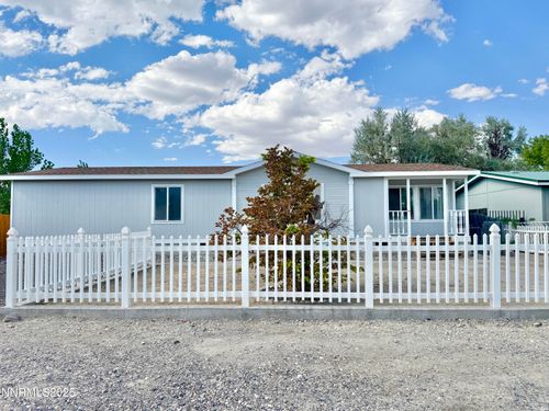 119 17th St, Battle Mountain, NV, 89820-2360 | Card Image