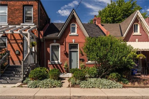 29 Steven St, Hamilton, ON, L8L5N4 | Card Image